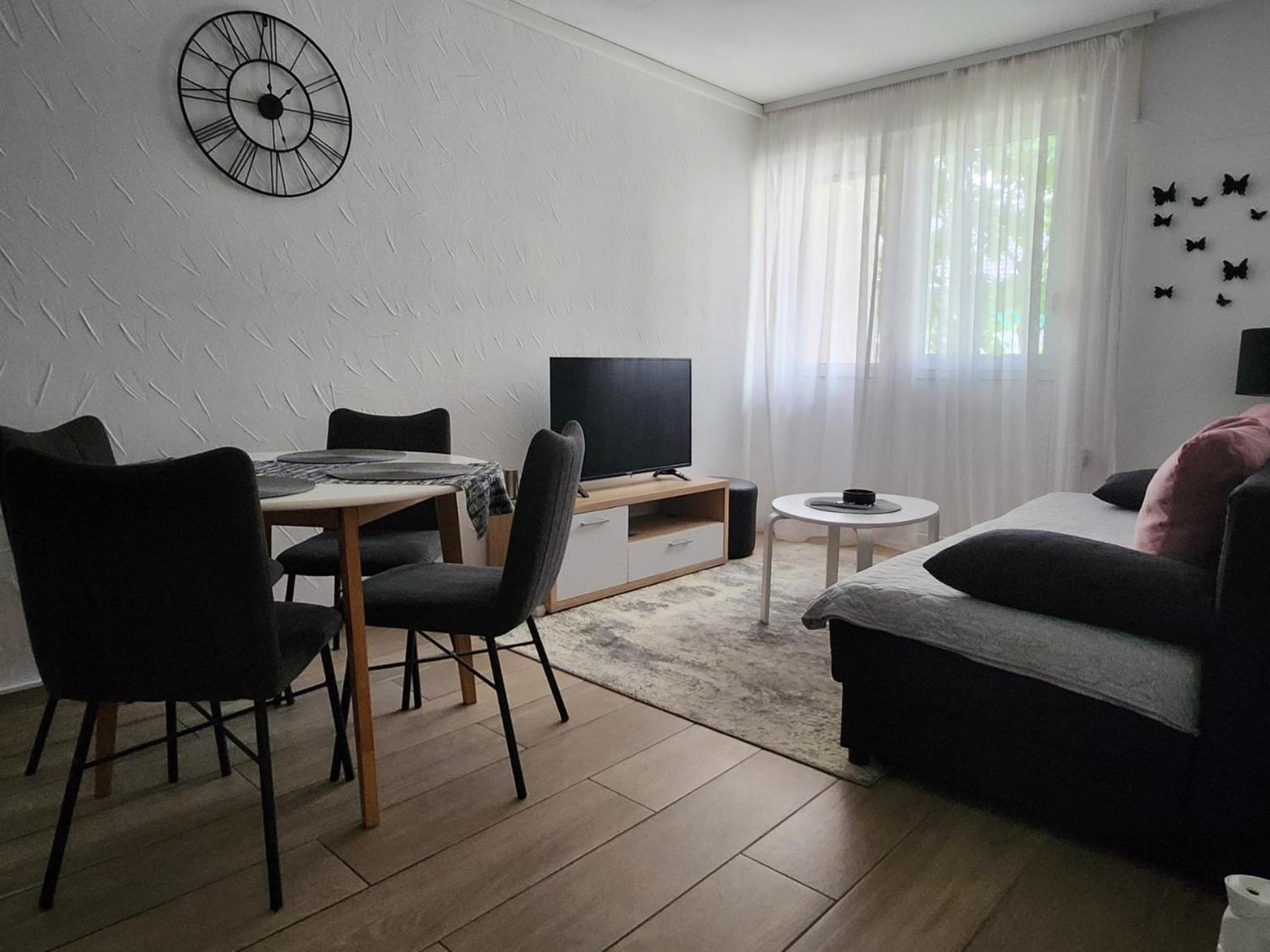 Apartman Ante Vinkovci Exterior photo